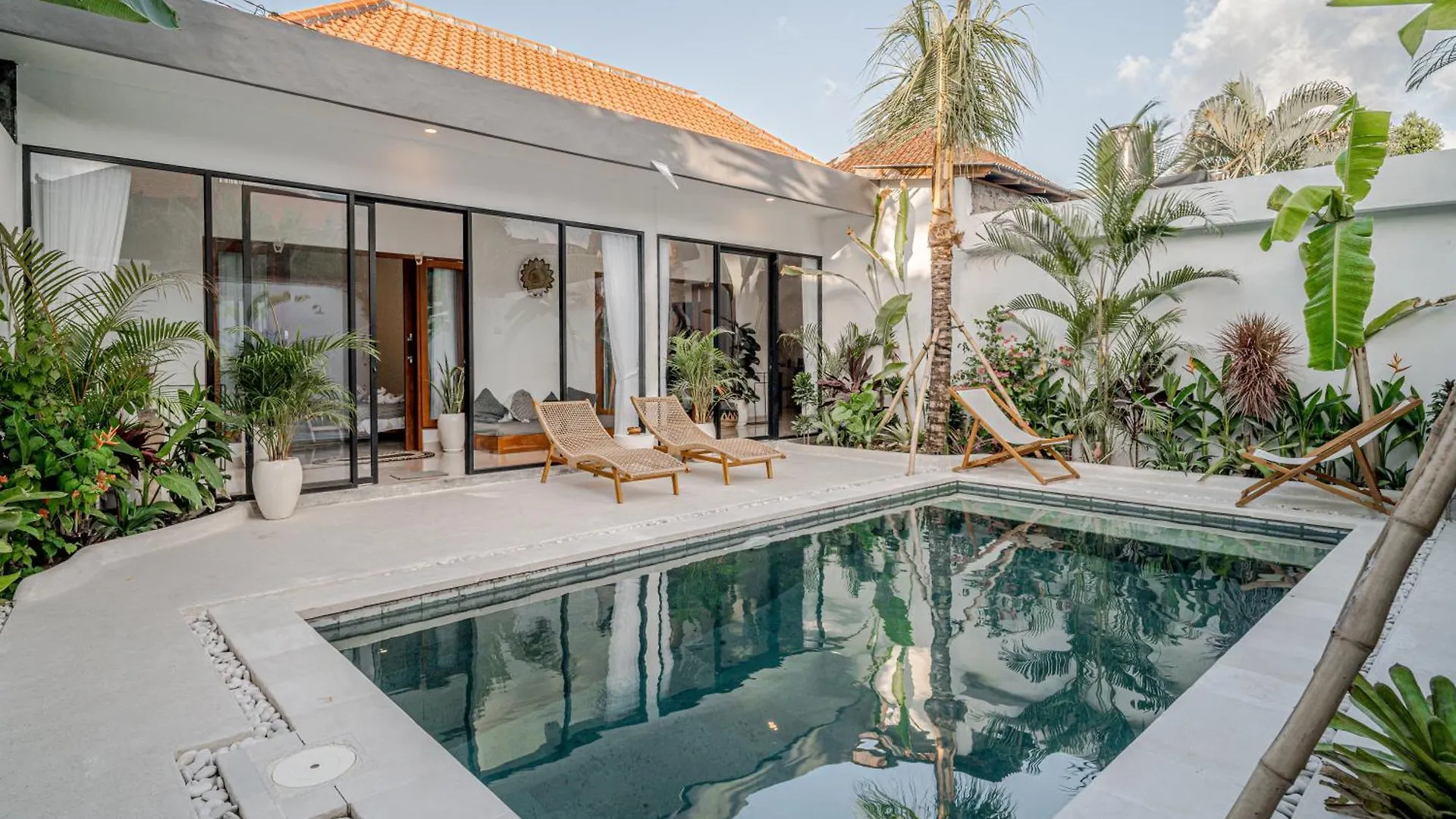 Villa Lemone Braban By Bali Villa Solutions Seminyak