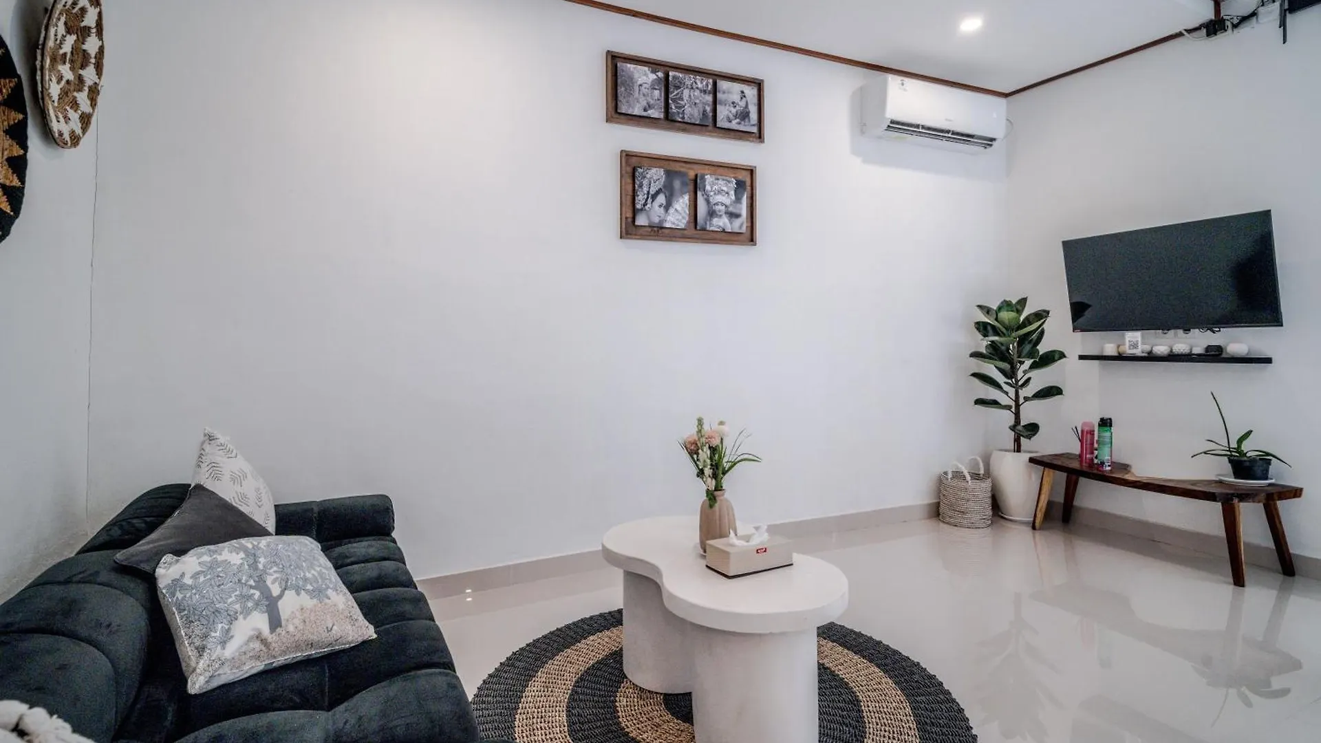 Villa Lemone Braban By Bali Villa Solutions Seminyak  0*, Seminyak (Bali)