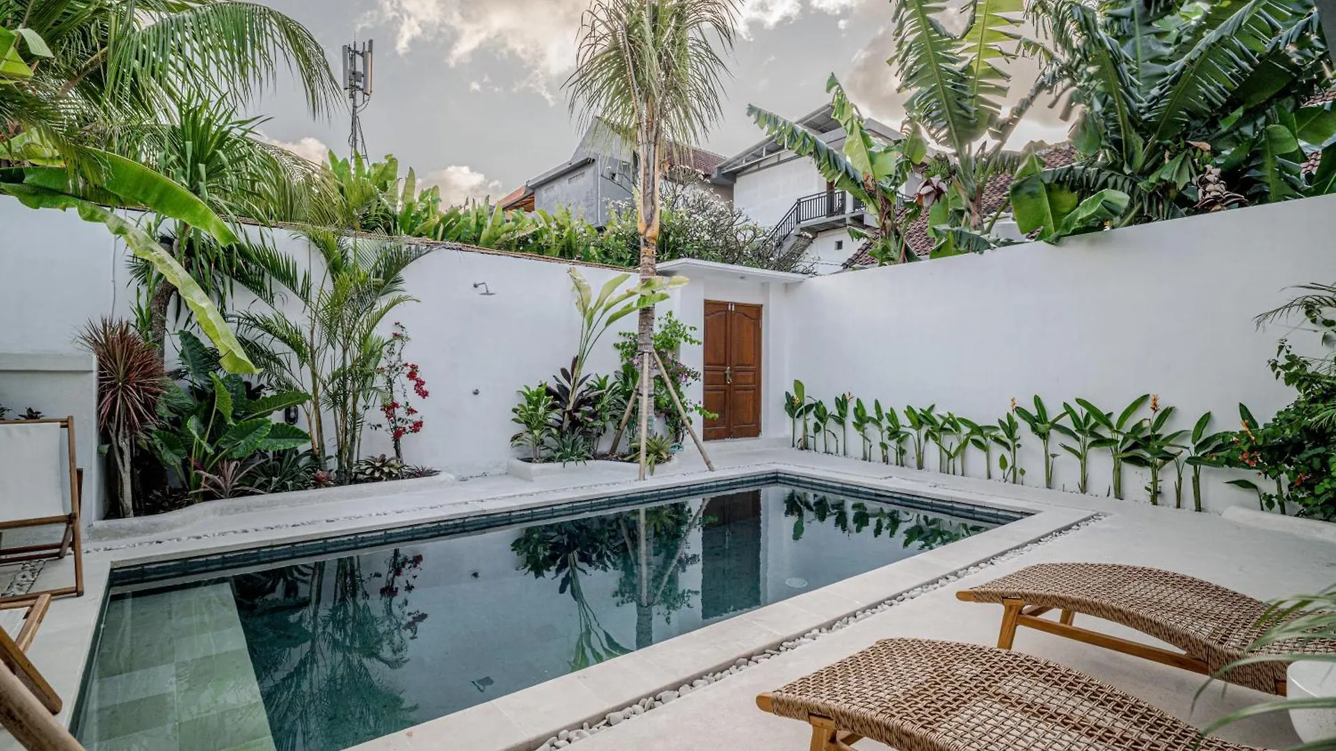 Villa Lemone Braban By Bali Villa Solutions Seminyak