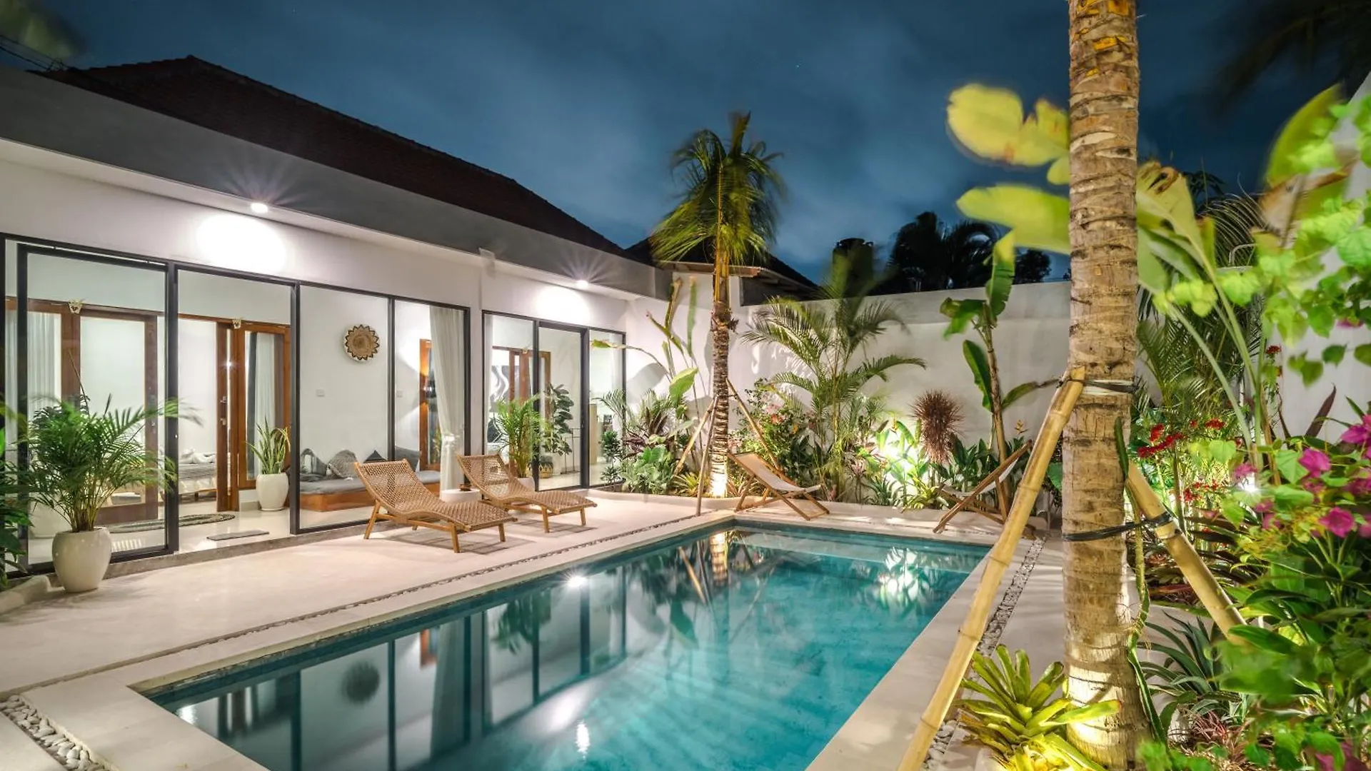 Villa Lemone Braban By Bali Villa Solutions Seminyak   Seminyak (Bali)